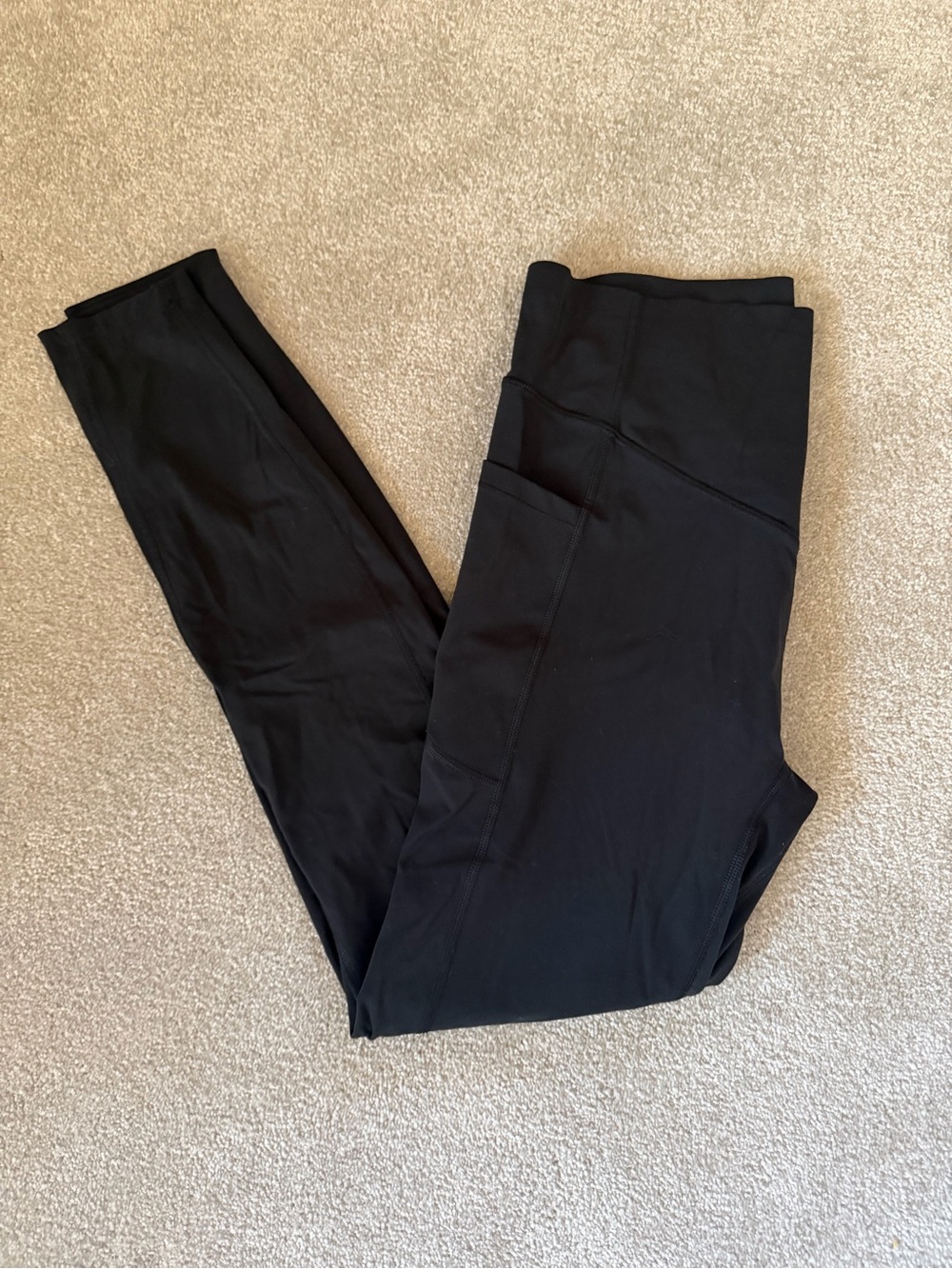 HALARA “UltraSculpt”Black High-Waist Pocket Leggings- Size L